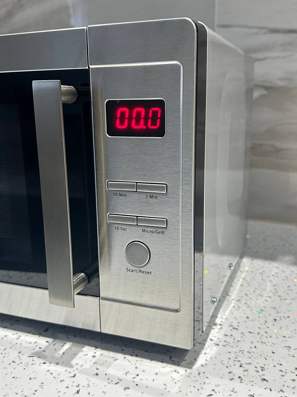 Микроволновая печь EWT INOX MEG50K-6